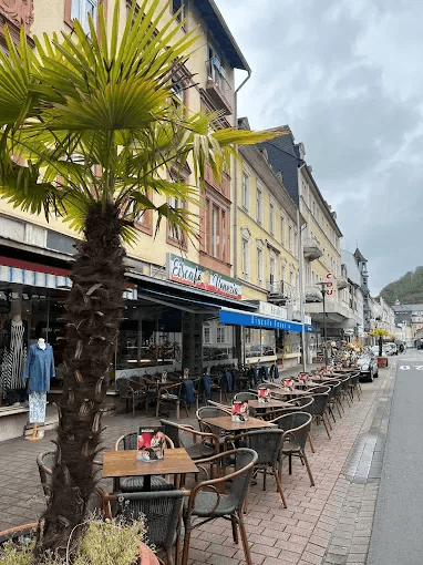 Eiscafé Venezia mit Außengastronomie in der Innenstadt von Bad Ems
